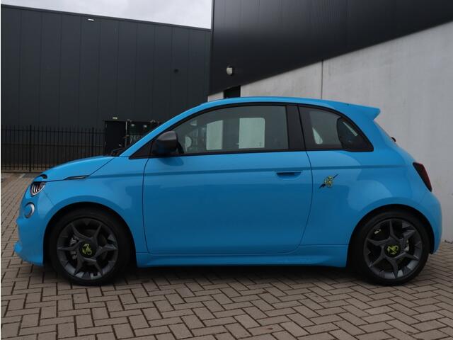 Abarth 500 500e Urban 42 kWh | Carplay | LED | Navi | 17"