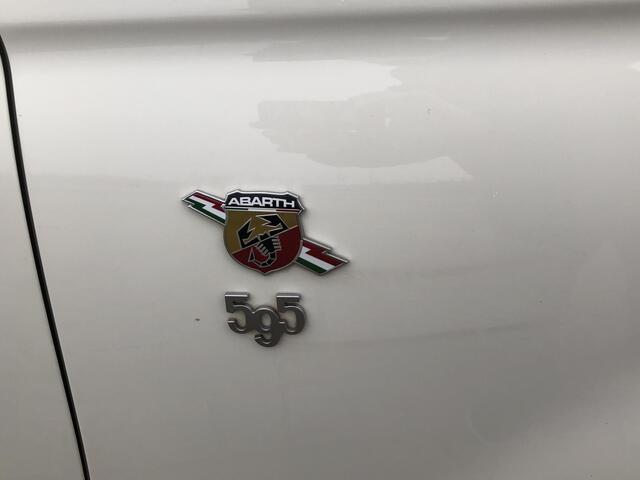 Abarth 500 1.4 T-Jet Abarth 595 145PK NAVI|AIRCO|PDC|BLUETOOTH|PDC|17"