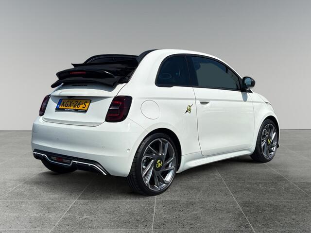 Abarth 500 500e Turismo Cabrio EV 42kWh 155pk | APPLE CARPLAY / ANDROID AUTO | STOELVERW. | CAMERA | ALCANTARA |