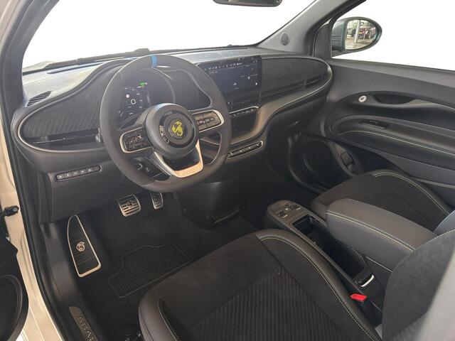 Abarth 500 500e Turismo Cabrio EV 42kWh 155pk | APPLE CARPLAY / ANDROID AUTO | STOELVERW. | CAMERA | ALCANTARA |