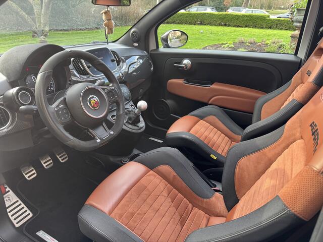 Abarth 595 Abarth Competizione 70th Anniversary, Beats, Sabelt, Carbon, Sper