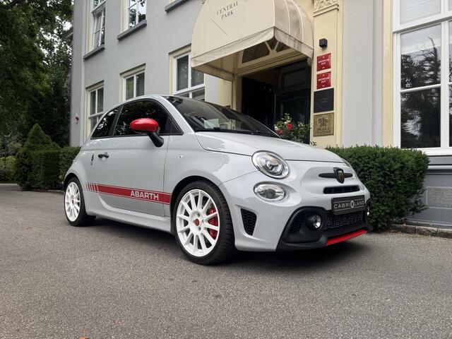 Abarth 595 1.4 T-Jet Competizione 70th Anniversary, Sabelt