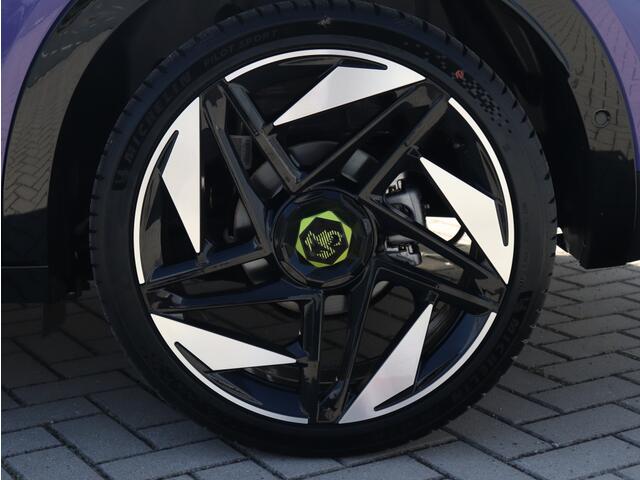 Abarth 600e Scorpionissima 54 kWh | Boek nu uw proefrit!