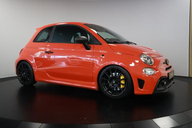 Abarth 695 695 Competizione 180pk Carbon schaalstoelen
