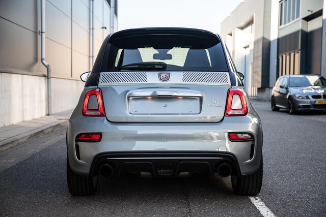 Abarth 695 1.4 T-Jet Rivale | Akrapovic | Beats | Nieuwe Distributie