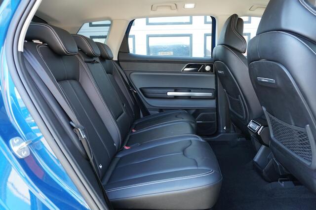 Aiways U5 63kWh Showroom + 360 CAMERA / DODEHOEK / APPLE CARPLAY