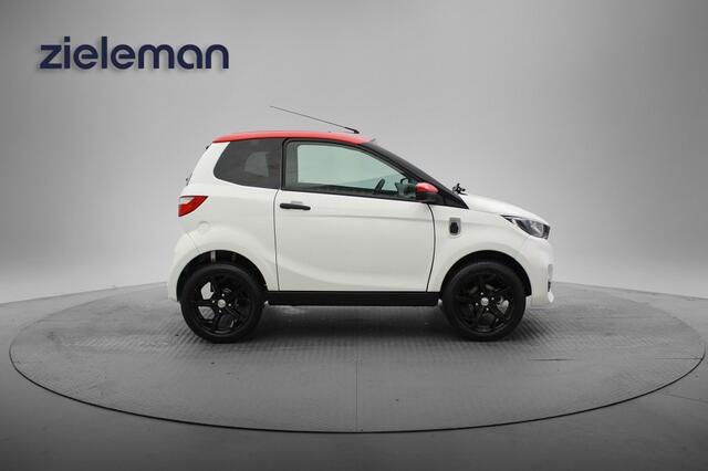 Aixam CITY Sport - 2023 NIEUW - 1.014 km - Camera, Leer