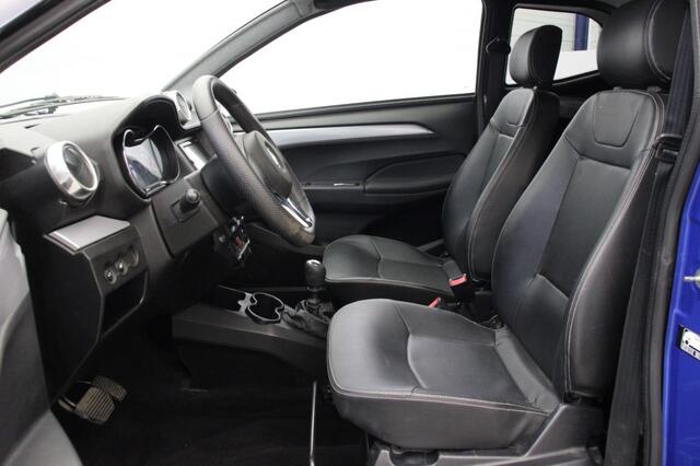 Aixam CITY City Sport - 2020 - 6.705 Km - Camera, Leer, Parkeersensoren