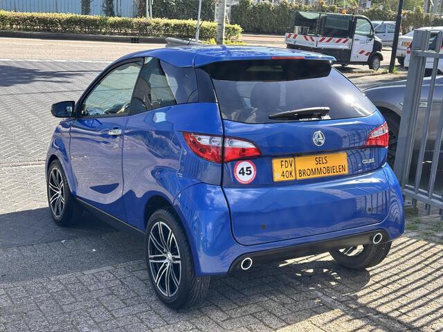 Aixam COUPE Premium ABS/CAMERA/PARKEERSENSOREN