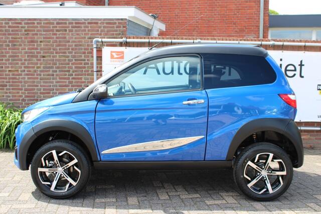 Aixam CROSSOVER Premium met slechts 580 km!