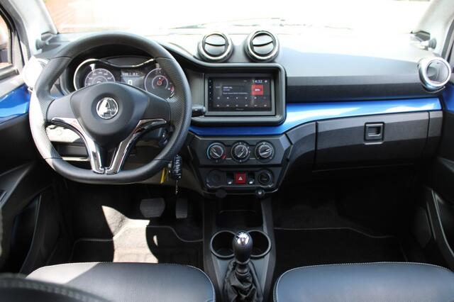 Aixam CROSSOVER Premium met slechts 580 km!