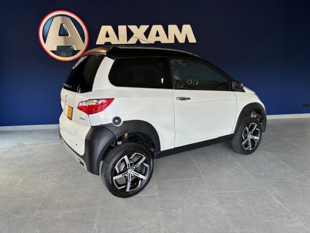 Aixam CROSSOVER Premium brommobiel hoge instap, KUBOTA