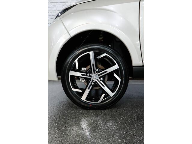 Aixam CROSSOVER SUV / Aluminiumlook Dashboard