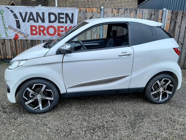 Aixam E-Coupe Brommobiel Premium