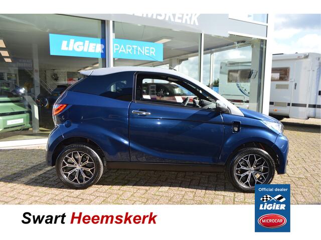 Aixam E-Coupe Brommobiel Premium | 1e eigenaar | Volledig elektrisch | Parkeercamera