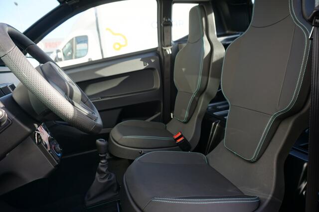 Aixam Easy Acces 45KM/H DIESEL AUTOMAAT | BLUETOOTH | LED!