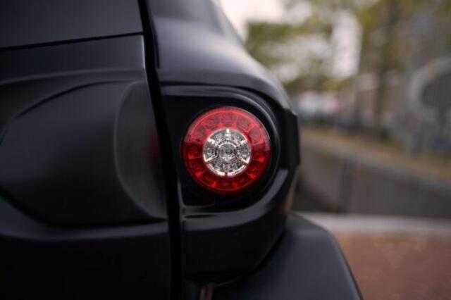 Aixam MEGA Black Edition