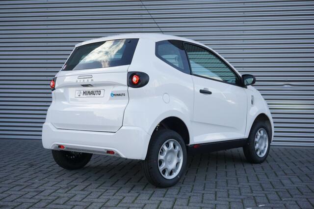 Aixam Minauto e Acces ELEKTRISCH | 45 KM/H | AUTOMAAT | VOORRAAD AUTO!