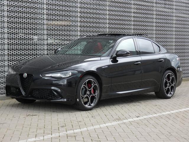 Alfa Romeo GIULIA 2.0T 280PK AWD Veloce ! Full Option | Panorama dak | Harman Kardon !