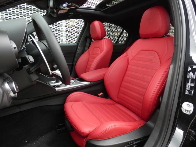 Alfa Romeo GIULIA 2.0T 280PK AWD Veloce ! Full Option | Panorama dak | Harman Kardon !