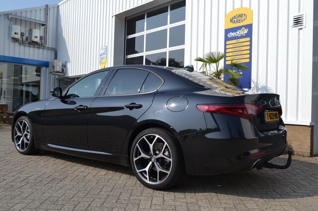 Alfa Romeo GIULIA 2.0T Super