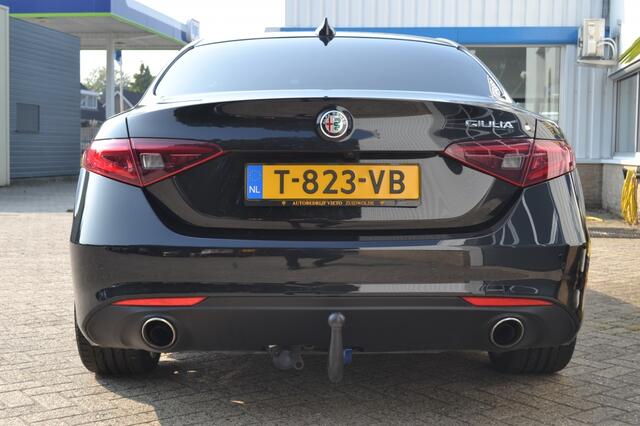 Alfa Romeo GIULIA 2.0T Super