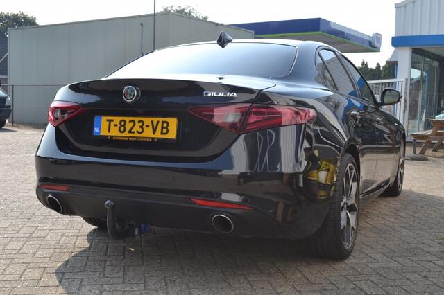 Alfa Romeo GIULIA 2.0T Super
