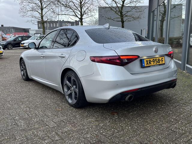 Alfa Romeo GIULIA 2.0T Super