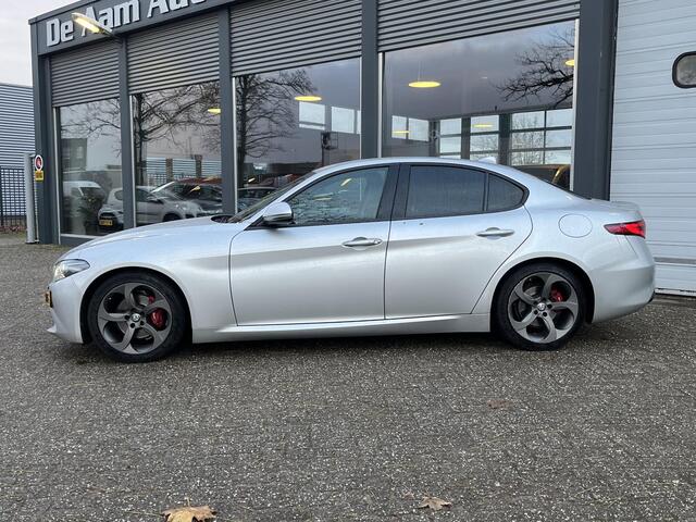 Alfa Romeo GIULIA 2.0T Super