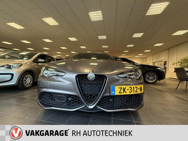Alfa Romeo GIULIA 2.0T B-Tech