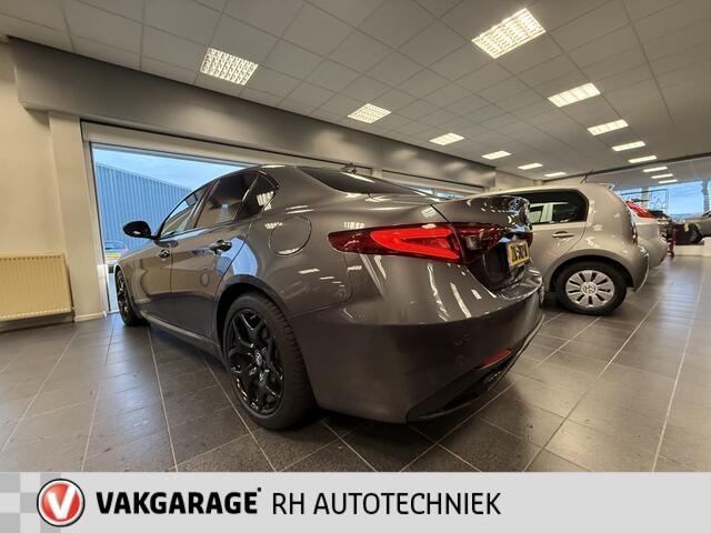 Alfa Romeo GIULIA 2.0T B-Tech