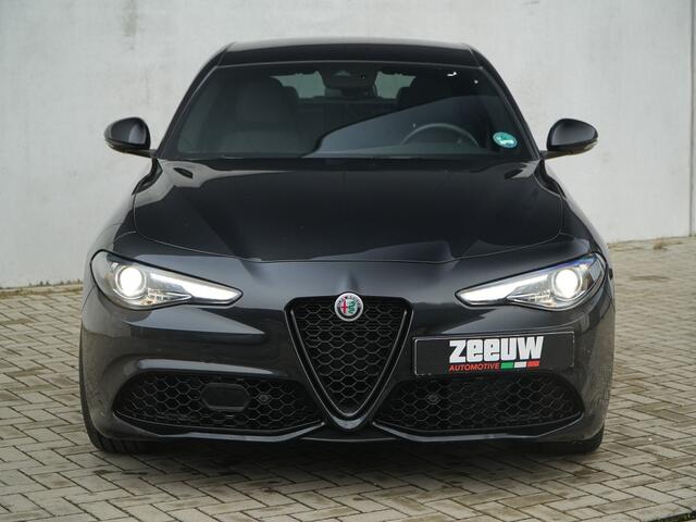 Alfa Romeo GIULIA 2.0 Turbo 280 PK AWD Veloce | Navi | Carplay | Driver | BTW | 19