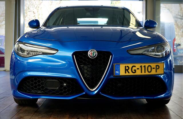 Alfa Romeo GIULIA 2.0 T AWD Veloce