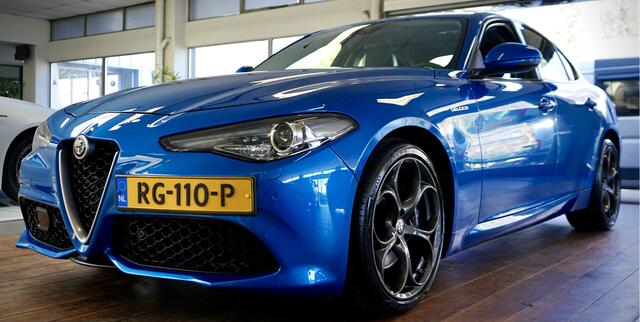 Alfa Romeo GIULIA 2.0 T AWD Veloce