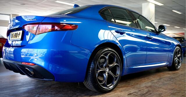 Alfa Romeo GIULIA 2.0 T AWD Veloce