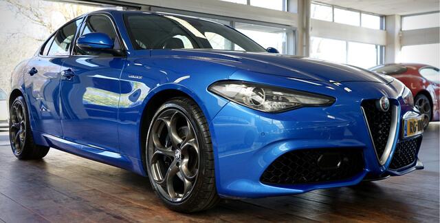 Alfa Romeo GIULIA 2.0 T AWD Veloce