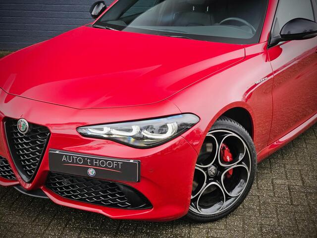 Alfa Romeo GIULIA 2.0 T GME AWD Veloce / HARMAN KAR. / RIJ-ASSISTENT /