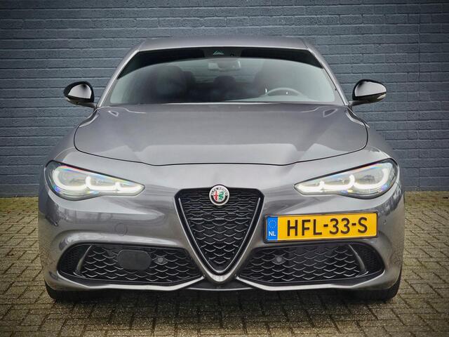 Alfa Romeo GIULIA 2.0 T GME AWD Veloce HARMAN KAR. / RIJ-ASSISTENTIE /