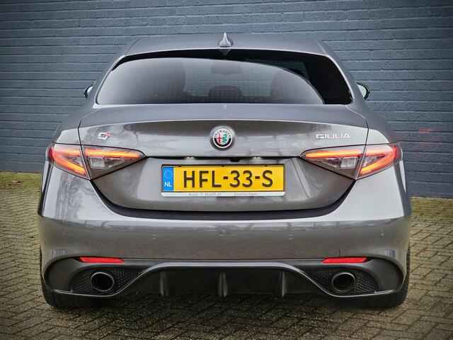 Alfa Romeo GIULIA 2.0 T GME AWD Veloce HARMAN KAR. / RIJ-ASSISTENTIE /