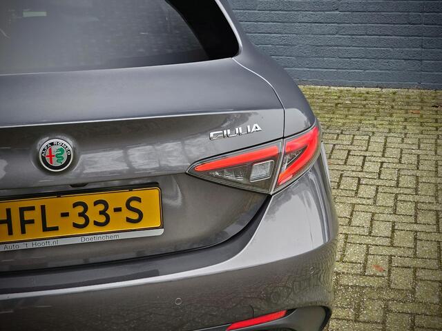 Alfa Romeo GIULIA 2.0 T GME AWD Veloce HARMAN KAR. / RIJ-ASSISTENTIE /