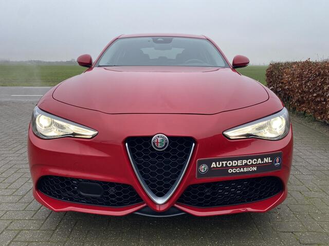 Alfa Romeo GIULIA 2.0 T AWD Veloce