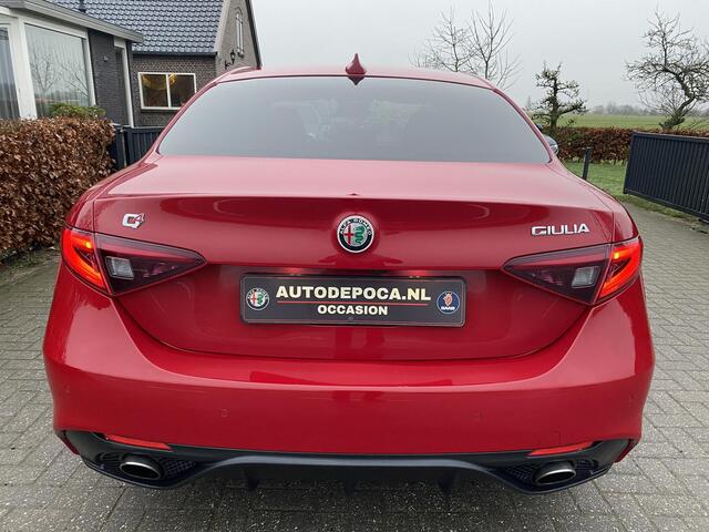 Alfa Romeo GIULIA 2.0 T AWD Veloce