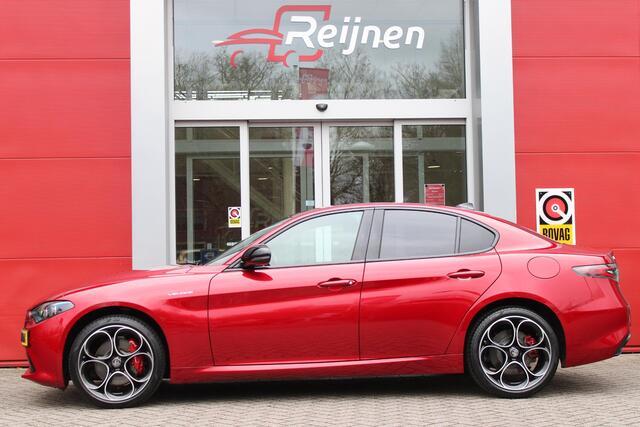 Alfa Romeo GIULIA 2.0 T 280PK GME AWD VELOCE | ROSSO ETNA | HARMAN EN KARDON AUDIO | RIJASSISTENPAKKET | DODEHOEK DETECTIE | ELEKTRISCH BEDIENBARE VOORSTOELEN MET GEHEUGEN FUNCTIE | LEDEREN BEKLEDING | FULL LED KOPLAMPEN | NAVIGATIE | APPLE CARPLAY/ANDROID AUTO | PARKEERSE
