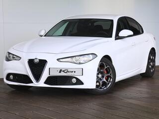 alfa-romeo-giulia-2.0t-super--navi