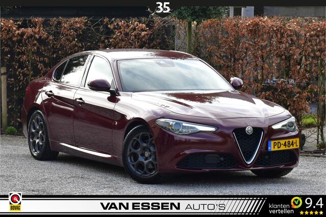 Alfa Romeo GIULIA 2.2 Super Automaat Navi Camera Led Cruise-Control Flippers NL-Auto!
