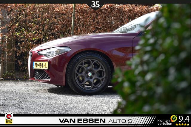 Alfa Romeo GIULIA 2.2 Super Automaat Navi Camera Led Cruise-Control Flippers NL-Auto!