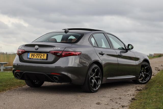 Alfa Romeo GIULIA 2.0 T AWD 280 PK Aut. Veloce Q4 ? Pano ? Leder ? Xenon