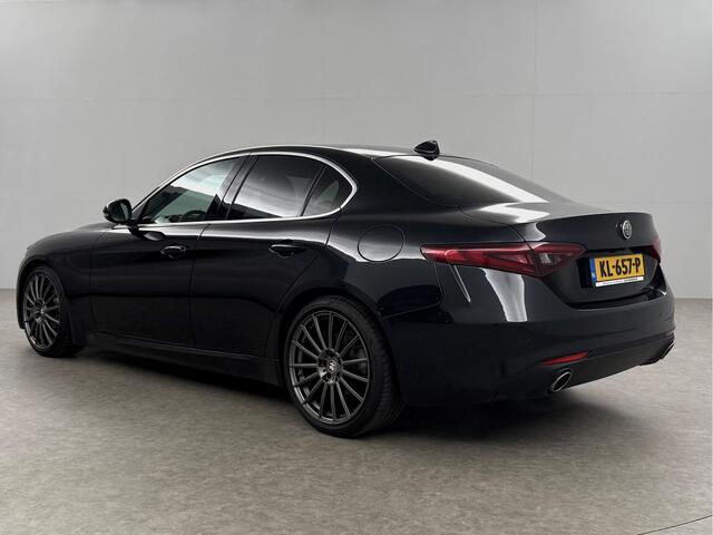Alfa Romeo GIULIA 2.2 Eco Business Super 180PK LED Camera Cruise Clima Navi Leder 19"LMV