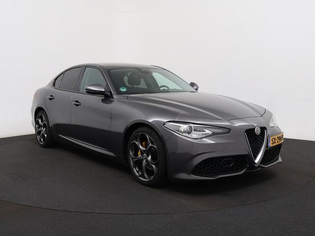 Alfa Romeo GIULIA 2.0T Super | Leder | Memory | Stoelverwarming | 06-2018 133.881 KM