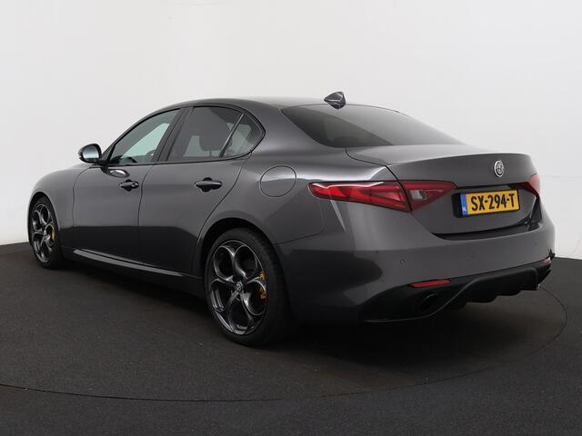 Alfa Romeo GIULIA 2.0T Super | Leder | Memory | Stoelverwarming | 06-2018 133.881 KM